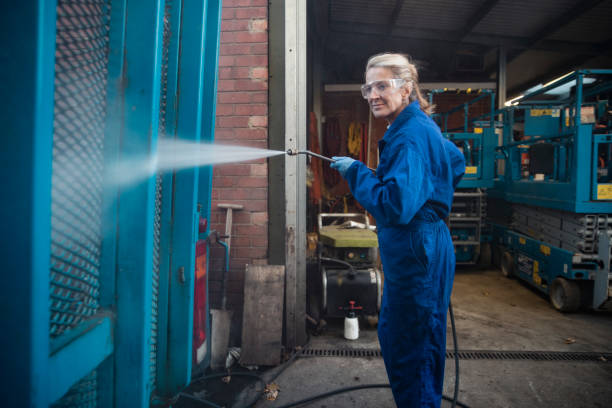 Best Roof Power Washing Services  in Moorhead, MN